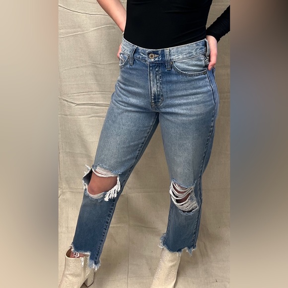 KAN CAN USA- HIGH RISE CHEWED UP MOM JEAN - Picture 13 of 13